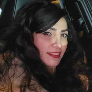 Meet your Posher, Iri